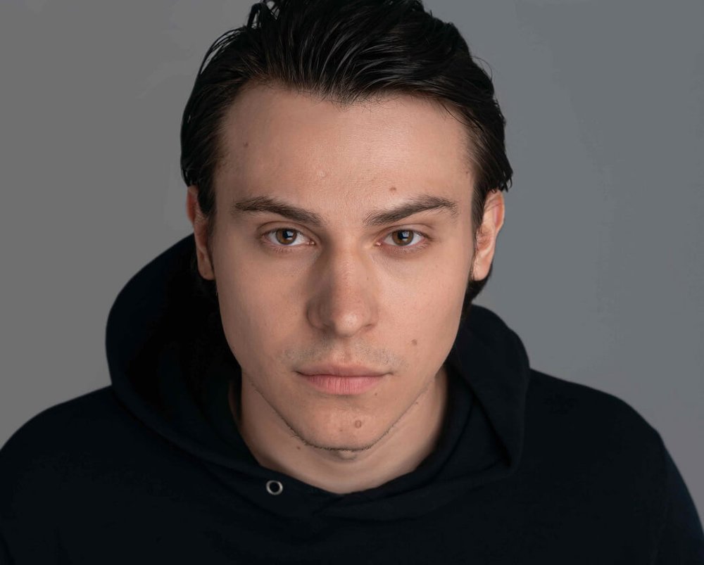 Сергей без костюма